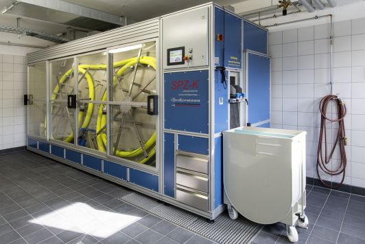 Installation d'entretien SPZ-K pour tuyaux Bockermann