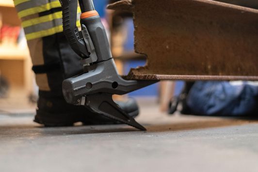T1 Forcible Entry Tool