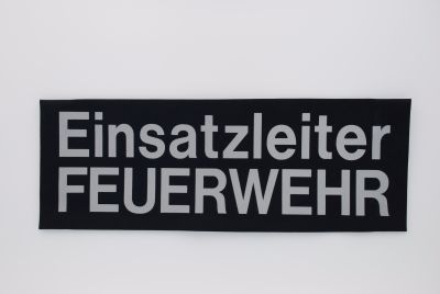 Rückenbeschriftung zweizeilig positiv